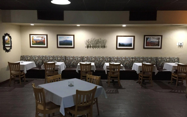 Cascades Mountain Resort, Ascend Hotel Collection