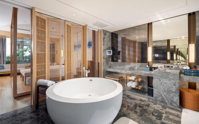 Hotel Indigo Dali Erhai by IHG