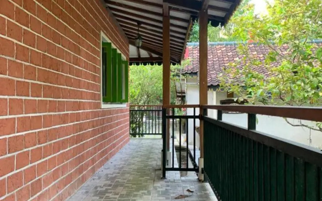 Sonosewu Guesthouse Syariah