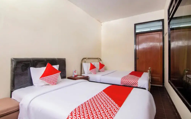 OYO 3067 Flamboyan Homestay Syariah