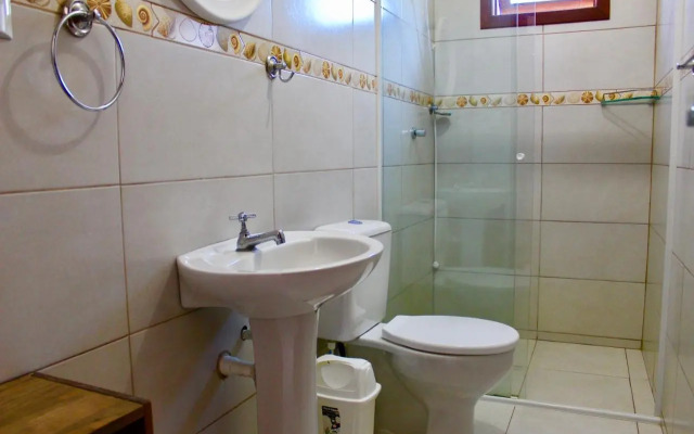SOBRADO COM PISCINA EM MARISCAL Rutilio N 350