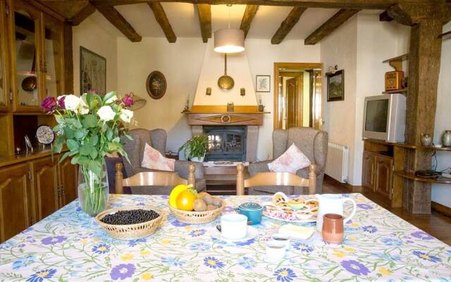 House With 3 Bedrooms in Berroeta, With Balcony and Wifi