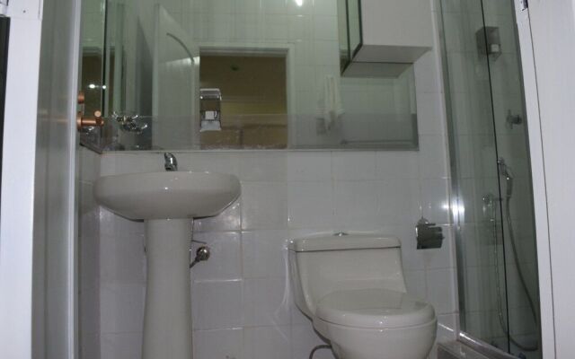 Hostal Verdi - Adults Only