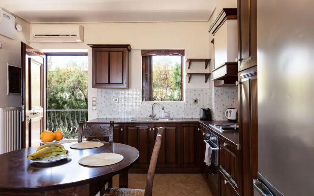 Kahlua Bay Apartments