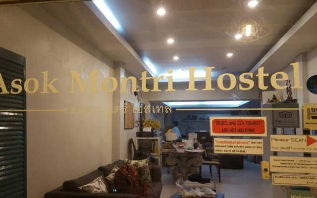 Asoke Montri Hostel
