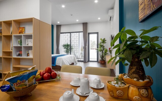 Zoneland Apartments Lavender95