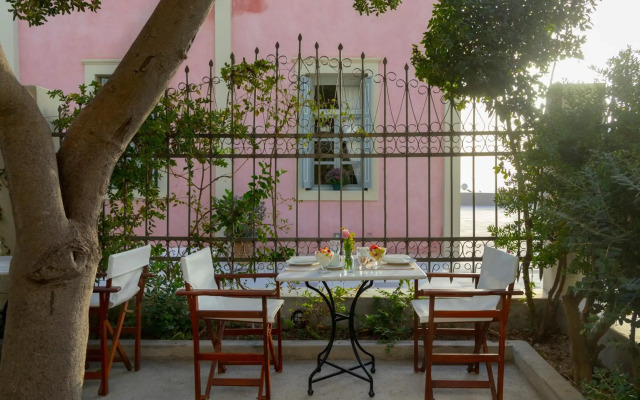 Aria Lito Mansion