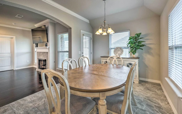 Fayetteville Home: Near University & Biking Trails