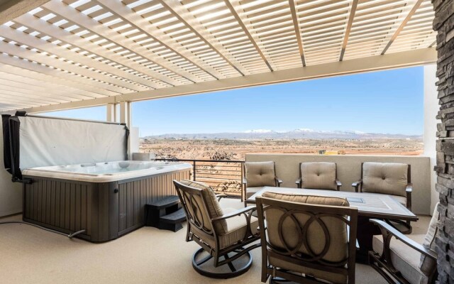 Desert Daydream 4 Bedroom Townhouse