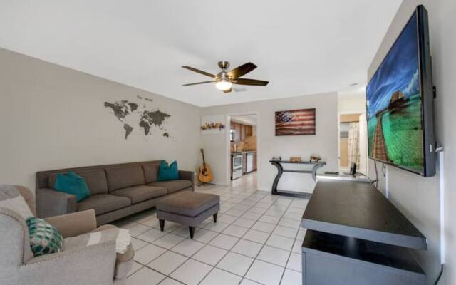 5140 Duplex in Oakland Park