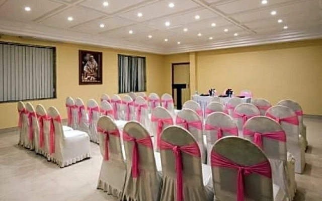 Lords Inn Shirdi