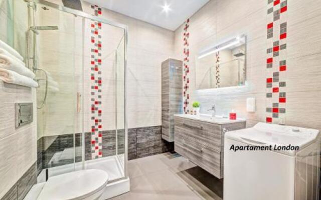 Apartamenty Homely Place 8 - Parking