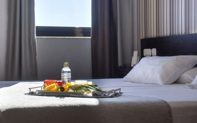 Zenit Aparthotel Hall88