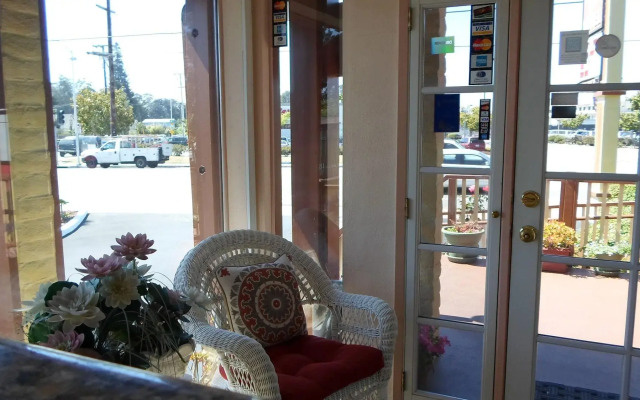 Hitching Post Studios Inn