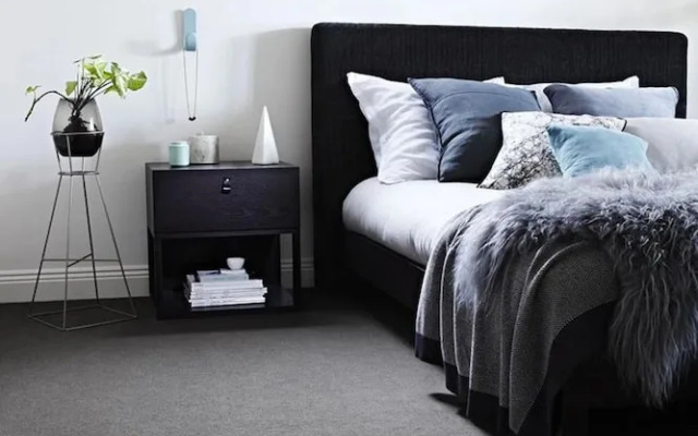 Sleeps10-garden-freeparking-bbq-familyfriendly