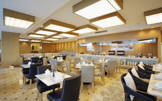 Centara Hotel Hat Yai