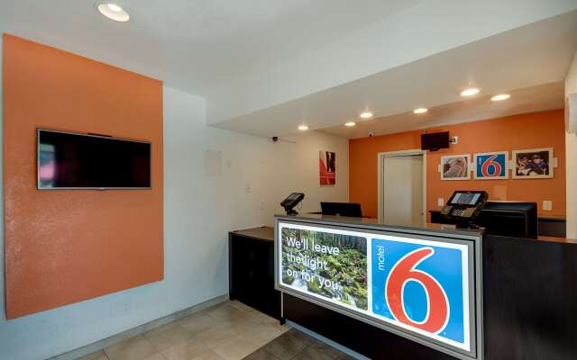 Motel 6 Bellingham, WA