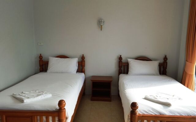 Holiday Guesthouse