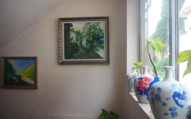 The Yangshuo Moon Resort