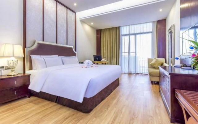 Mingyu Longgang Holiday Hotel