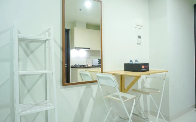 Warm and Relax Stay @ 1BR Puri Mansion Apartment