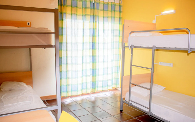 HI Almada - Pousada Juventude - Hostel