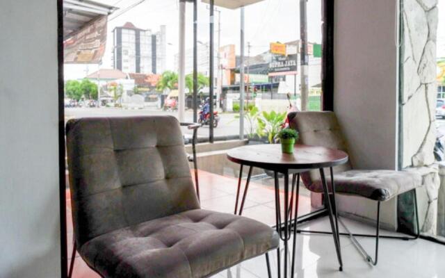 Sans Hotel Ekkon Yogyakarta