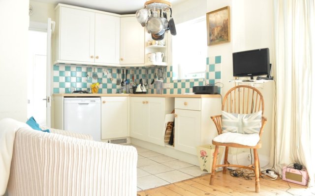 Charming 3 Bedroom House in North Oxford