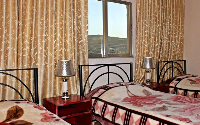 Rocky Mountain Hotel