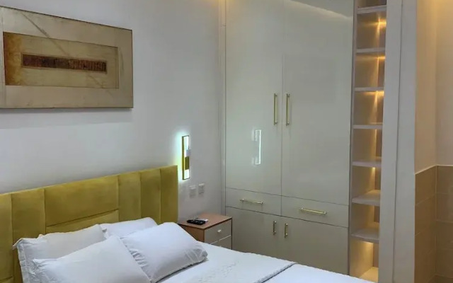 Signature apartments