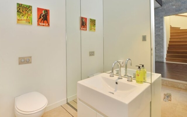 Tugela Luxury House