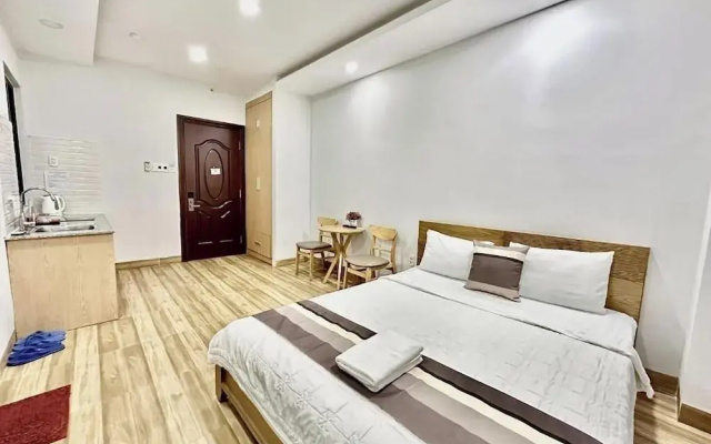 RedDoorz The Jade Hotel Than Nhan Trung