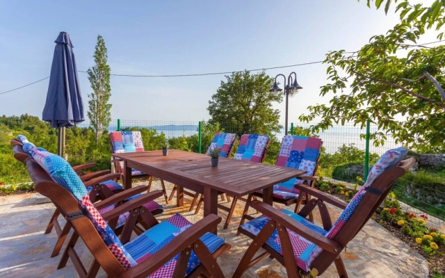 Tonci - Comfortable & Surrounded by Nature - H
