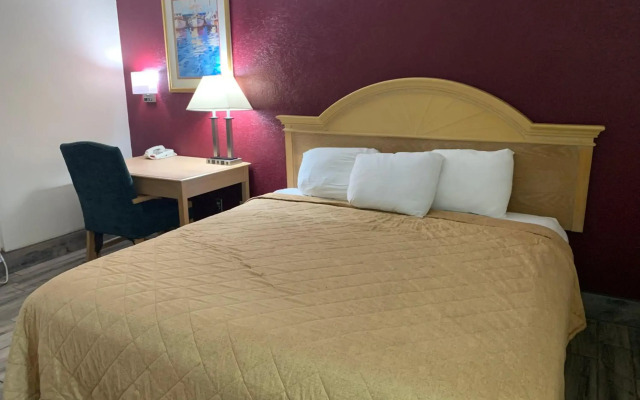 Americas Best Value Inn - Tillmans Corner / Mobile