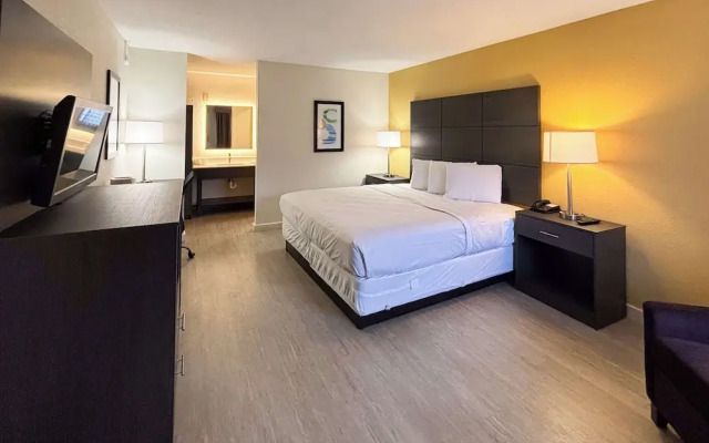 Motel 6 Charlotte, NC - Northlake