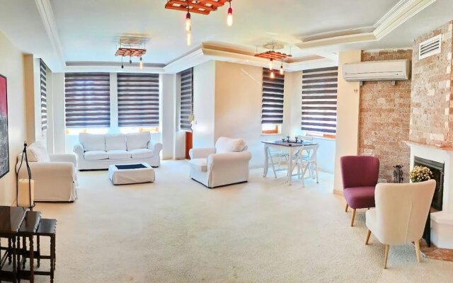 Arya Suites