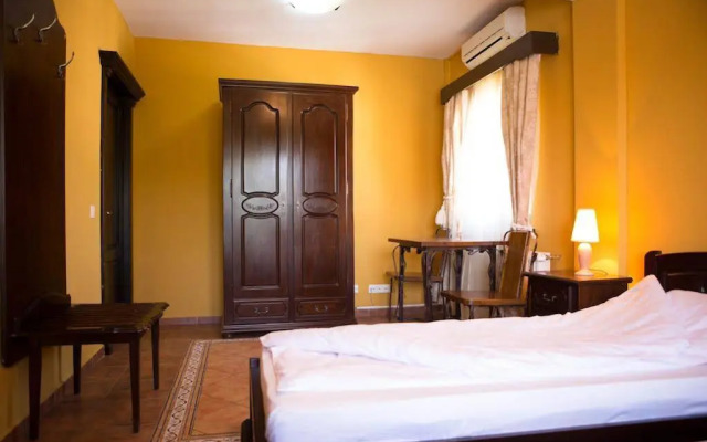 Lavric Bistro Pension