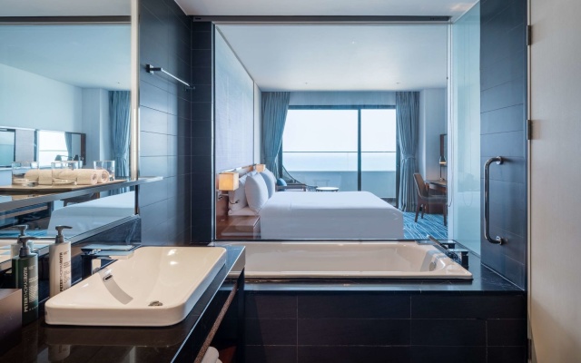 Hilton Garden Inn Da Nang – Guest Rooms – Da Nang