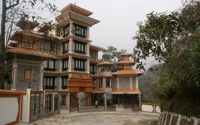 Saramsa Resort