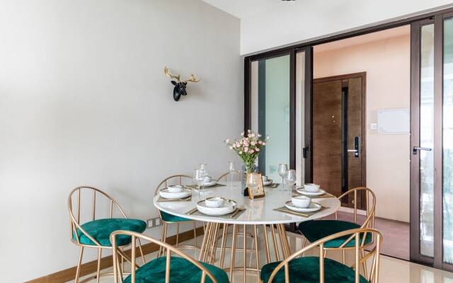 Locals Boutique Apartment Huafa Plaza 28