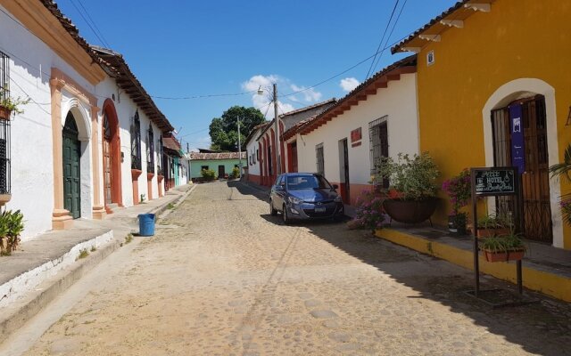 Casa De La Abuela Petit Hotel