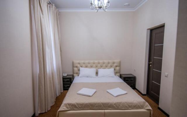 Hotel Grand Panorama