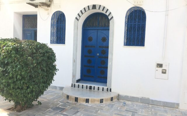 hotelImage