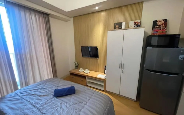 Sedayu City Suites - Free Gym Pool