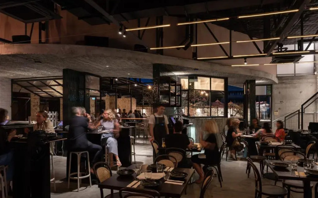 Garde Hotel and Warders Cottages