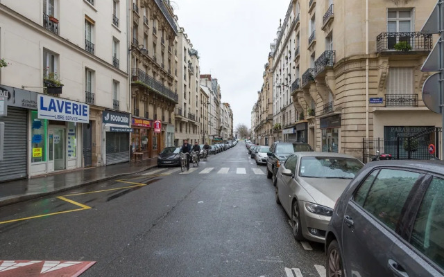 Pelicanstay in Central Paris