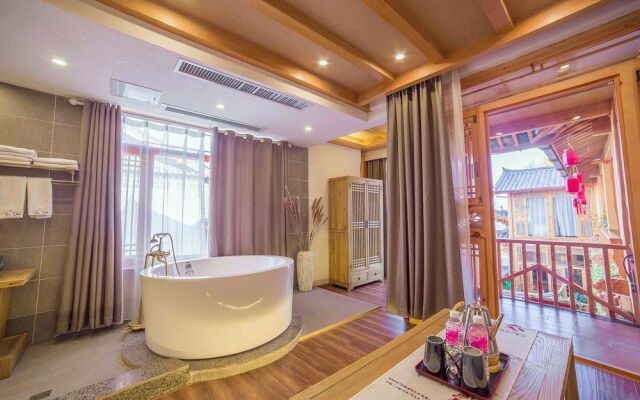 Love Inn Old Town Lijiang