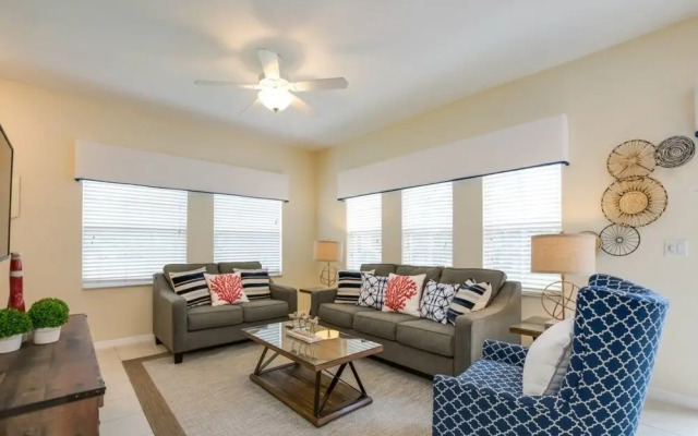 4550ada 4 Bedroom Townhouse by Redawning