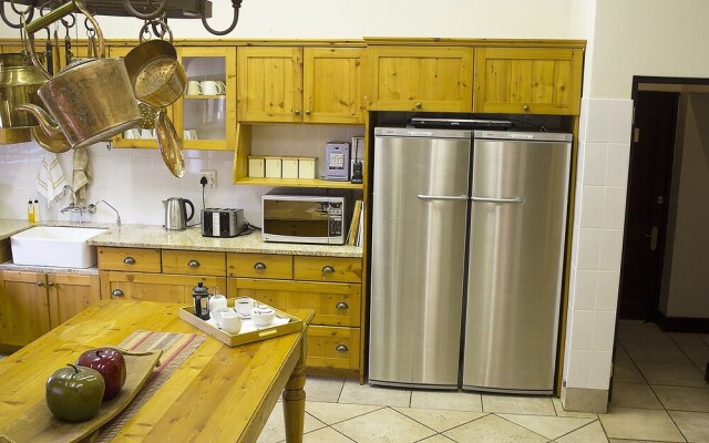 Swartberg Private Game Lodge