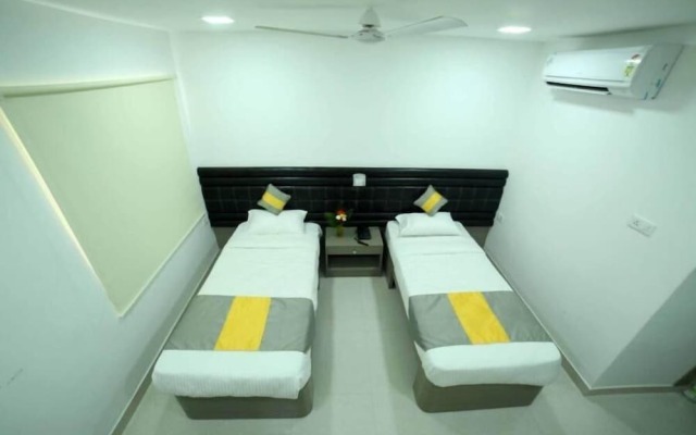 Falcons Nest Lariviera